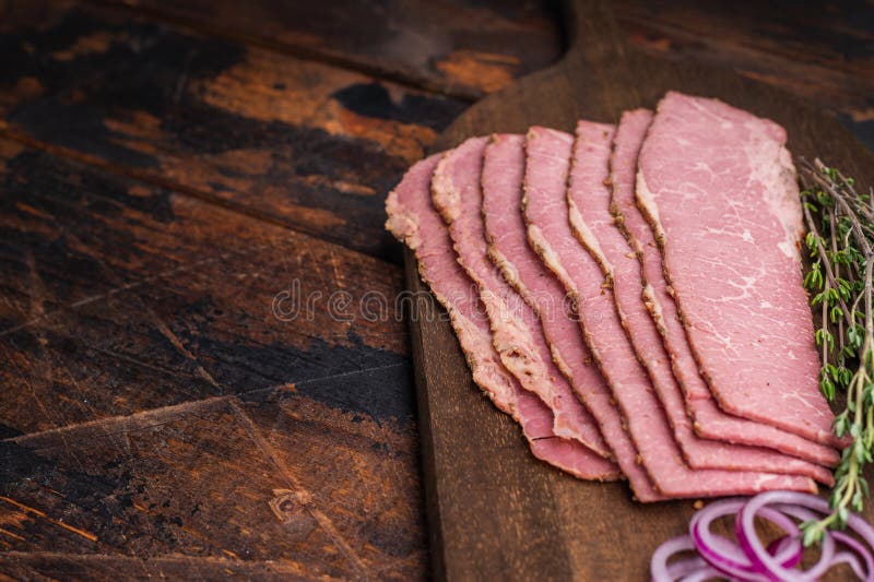 Pastrami Risse com crosta de pimenta